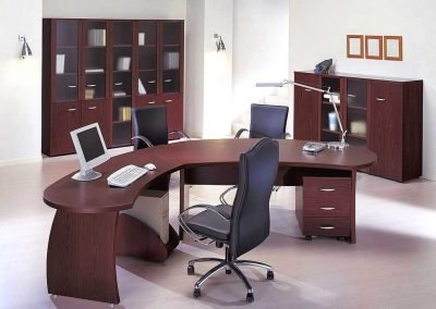 CUSTMIZED OFFICE FURNITURE